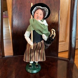 Byers Choice Umbrella Seller Statue